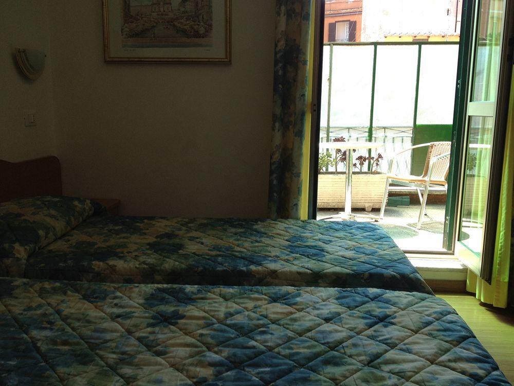 Tirreno Hotel