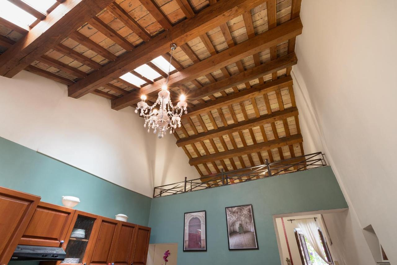Palace Of Flowers 53 Piazza Navona Appartement
