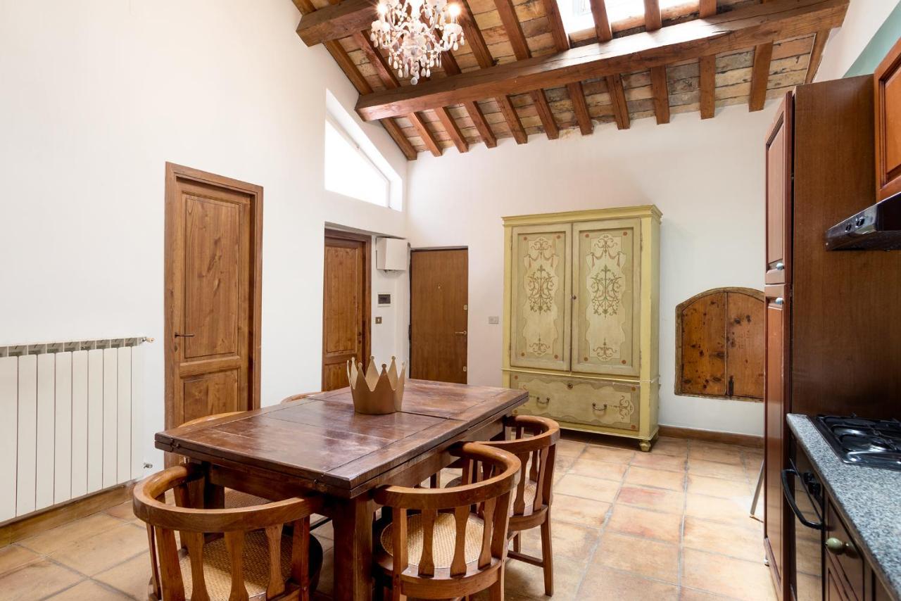 Appartement Palace Of Flowers 53 Piazza Navona *