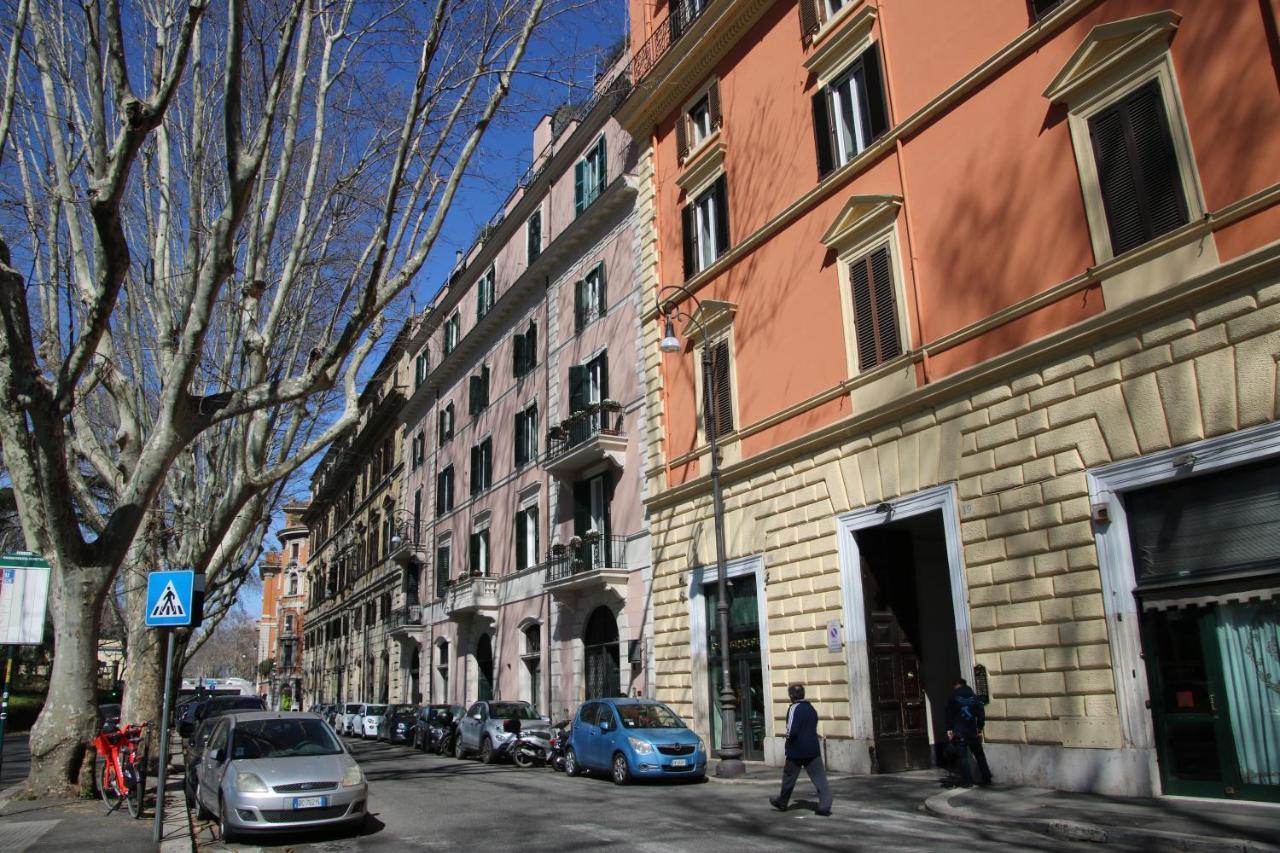 Charme With In Piazza Del Popolo Appartamento *