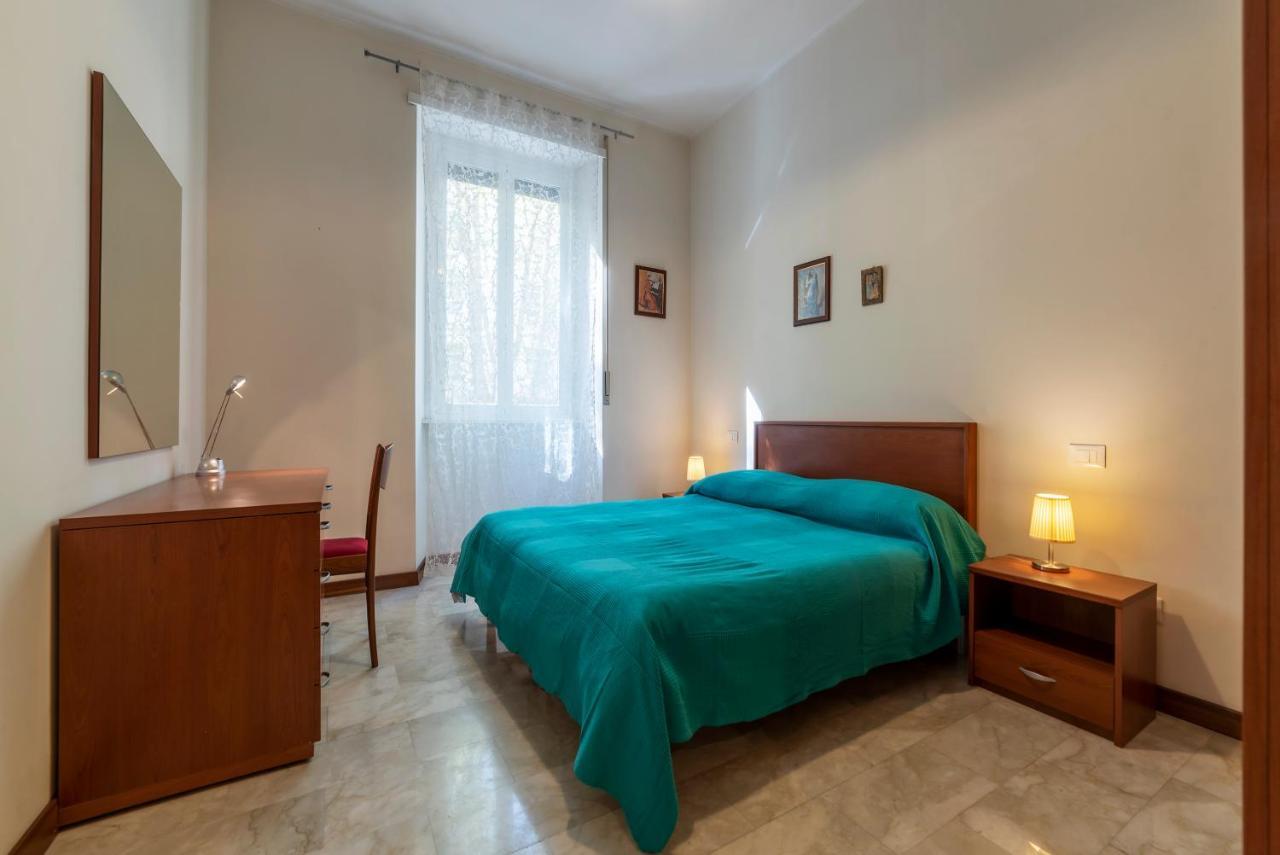 Apartment Piazza Re Di *