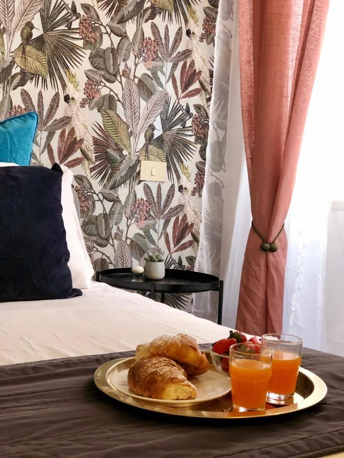 With One Bedroom In With Wonderful View And Wifi