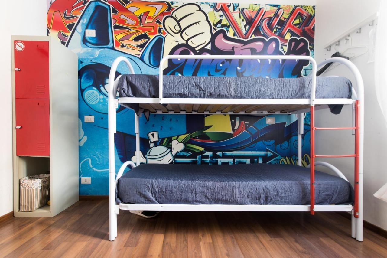 Hostel Roma For Backpackers Auberge de jeunesse *