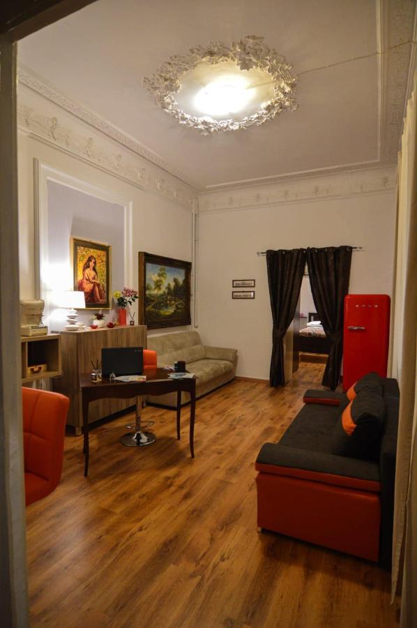 Angelica Guest house *