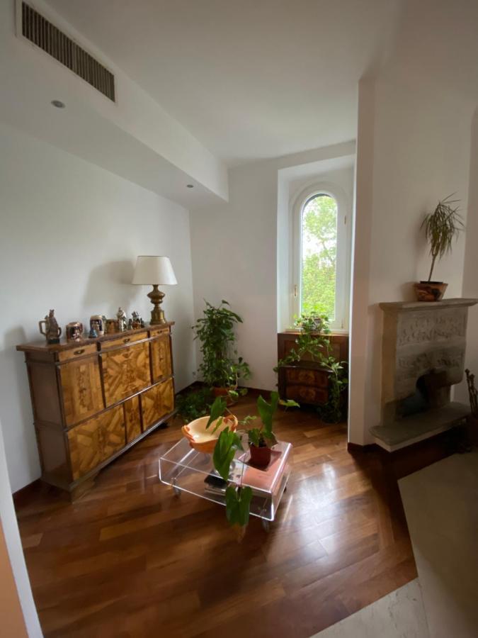 Ob1 Vacanze Romane Apartment *