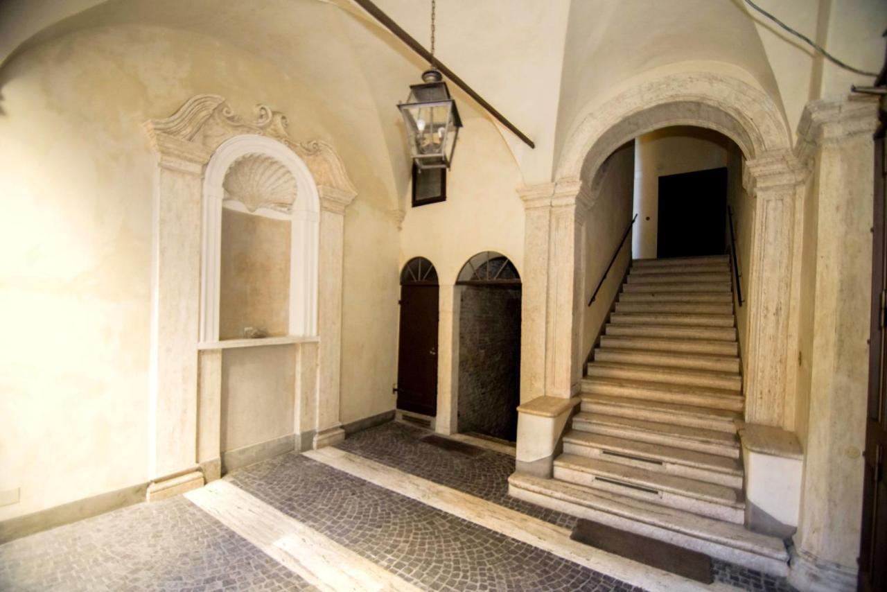 Bruno Domus Antiqua Roma