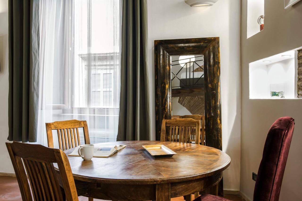Apartment Charming Pantheon Apt In The Heart Of Rome *