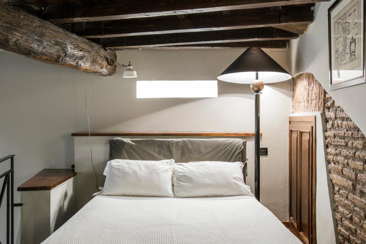 Apartment Charming Pantheon Apt In The Heart Of Rome Rome