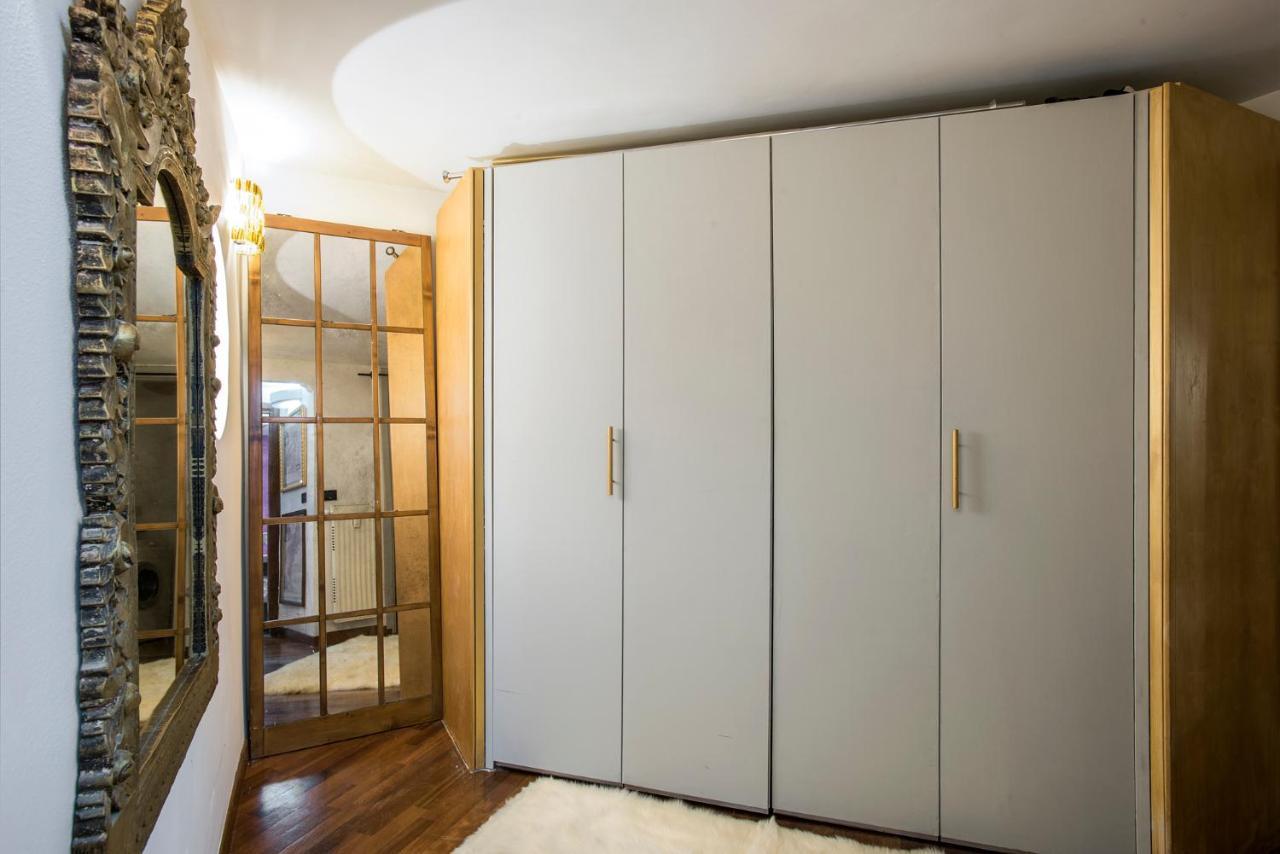 Charming Pantheon Apt In The Heart Of Rome Apartment Rome