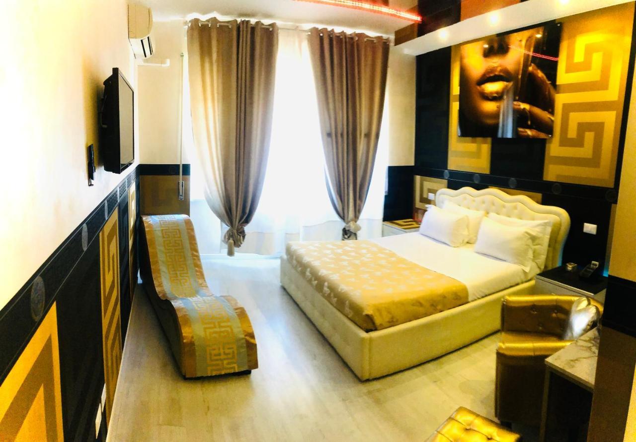 Bed Cinecitta' *