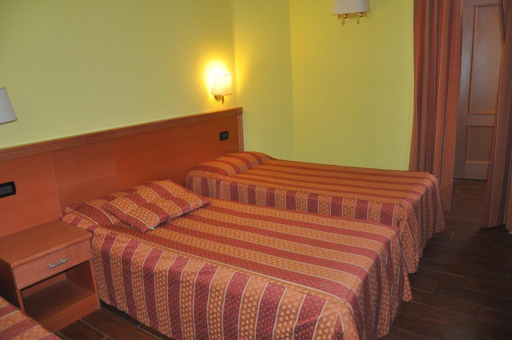 Beauty Hostel Rome