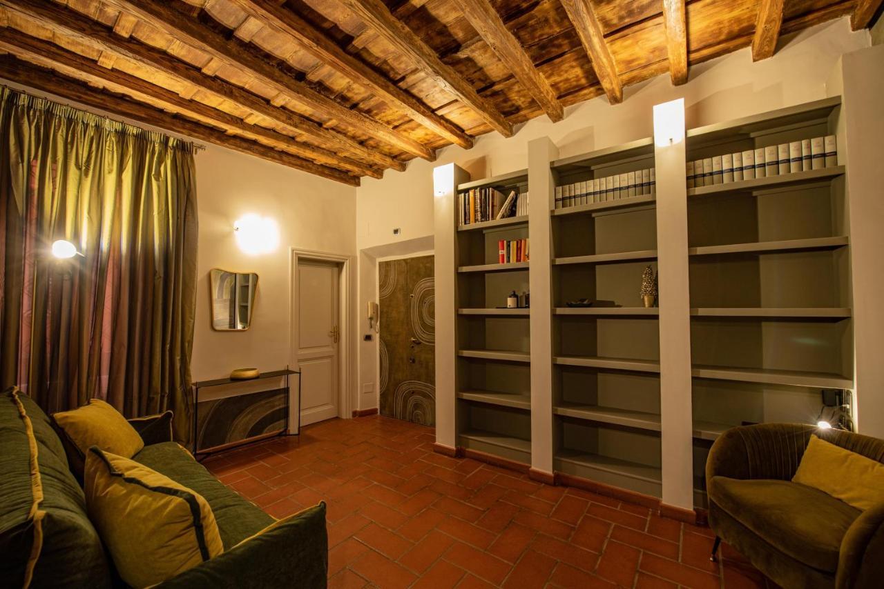 Anna Trevi - Luxury In Appartement Rome