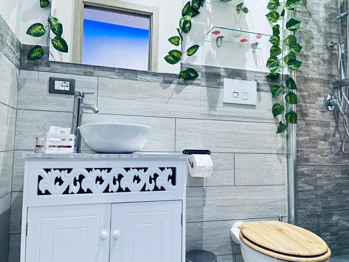 Cocorita Suites Bed & Breakfast Rome