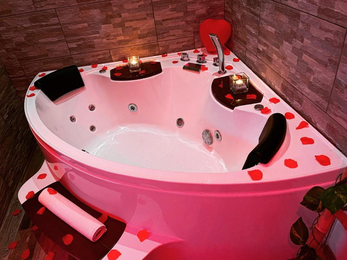 Cocorita Suites *