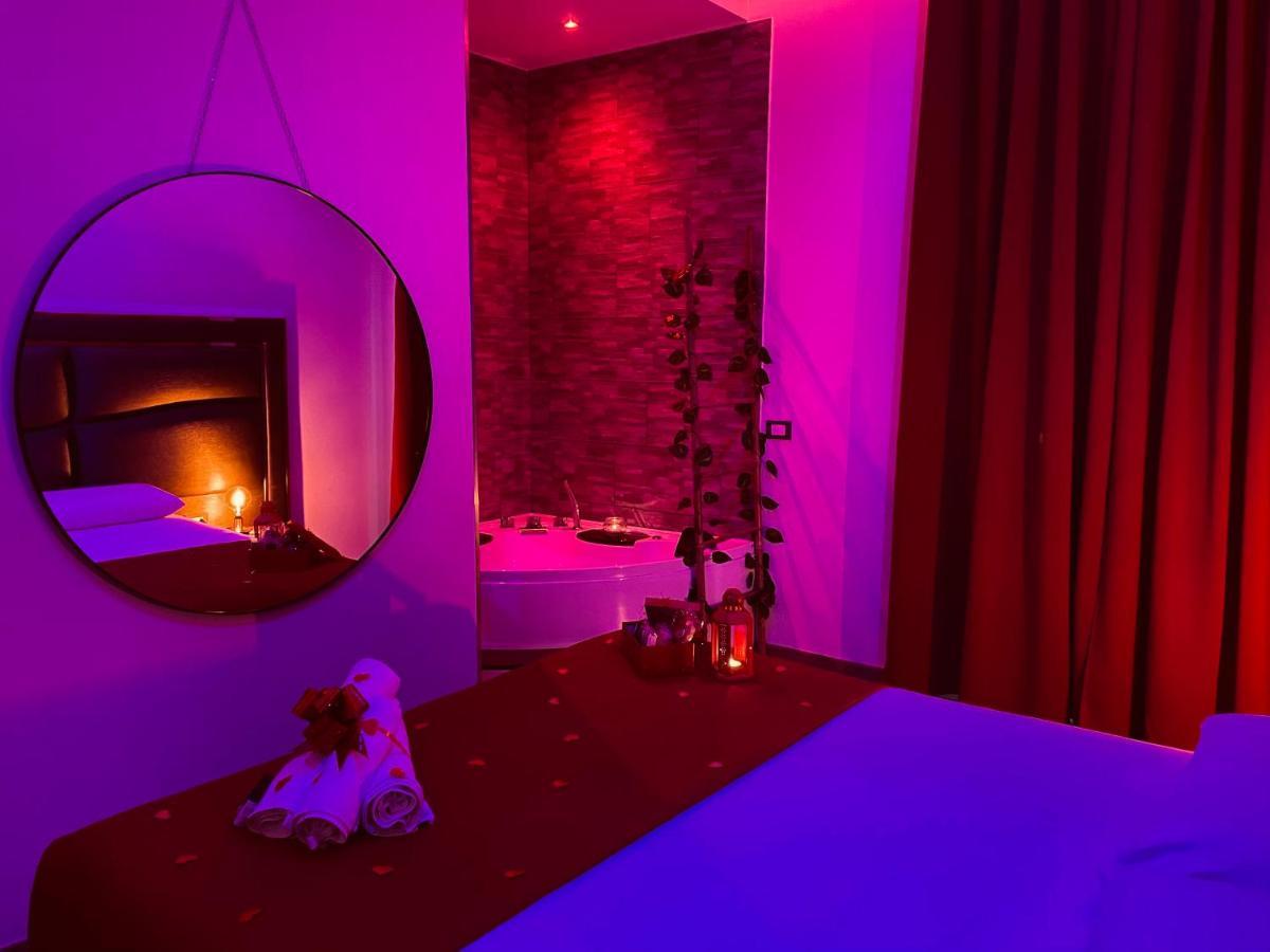 Bed & Breakfast Cocorita Suites *
