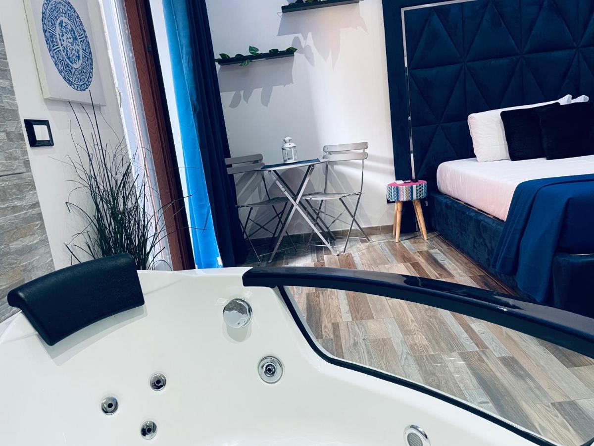 Bed & Breakfast Cocorita Suites