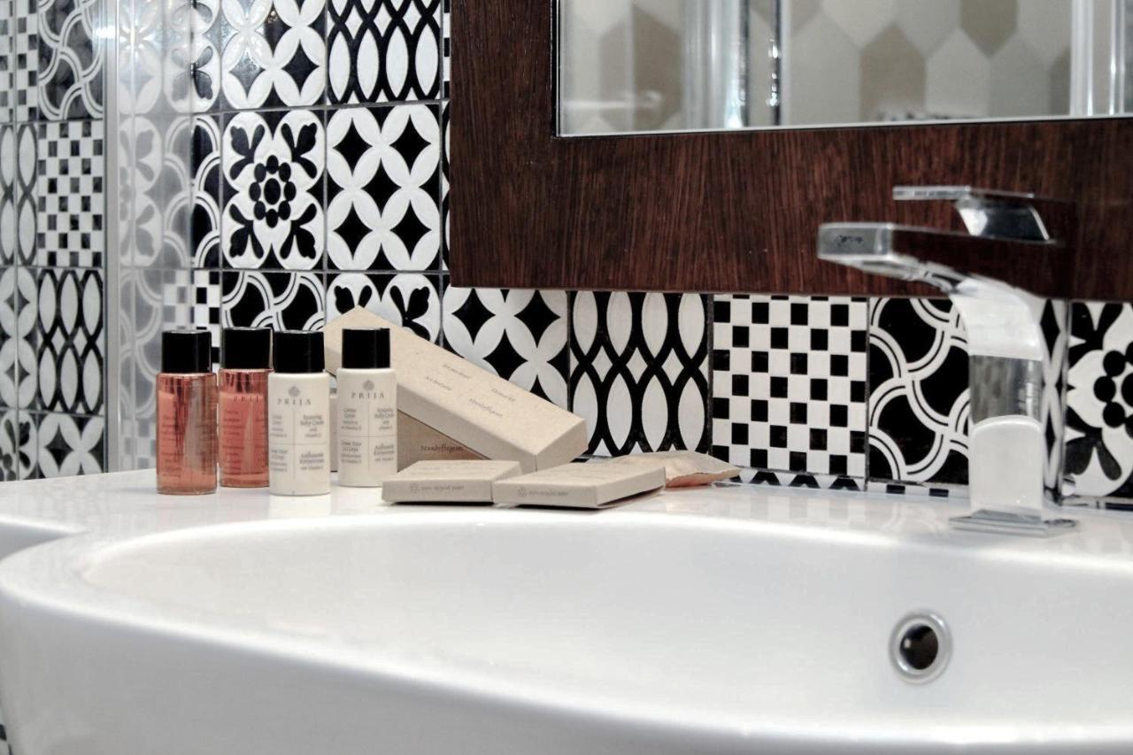 The Babuino - Luxury Serviced Apartment * Rome