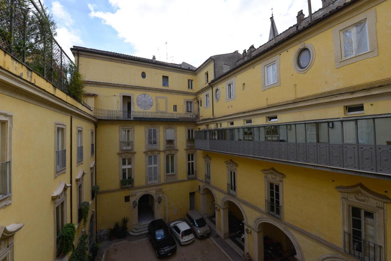 Apartment The Babuino - Luxury Serviced Apartment Rome