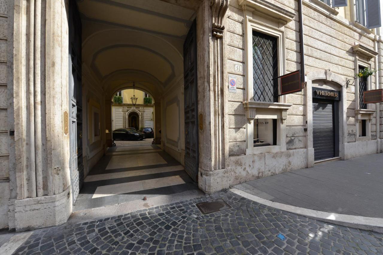 Apartment The Babuino - Luxury Serviced Apartment *