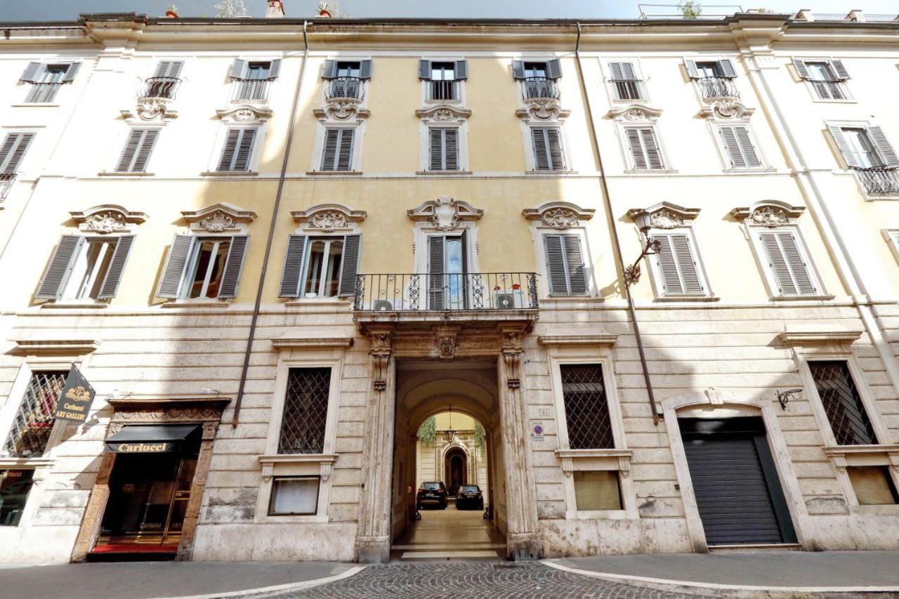 Apartment The Babuino - Luxury Serviced Apartment *