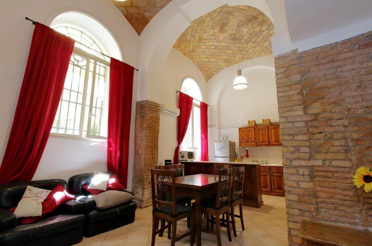 Lucky Holidays Apartment *