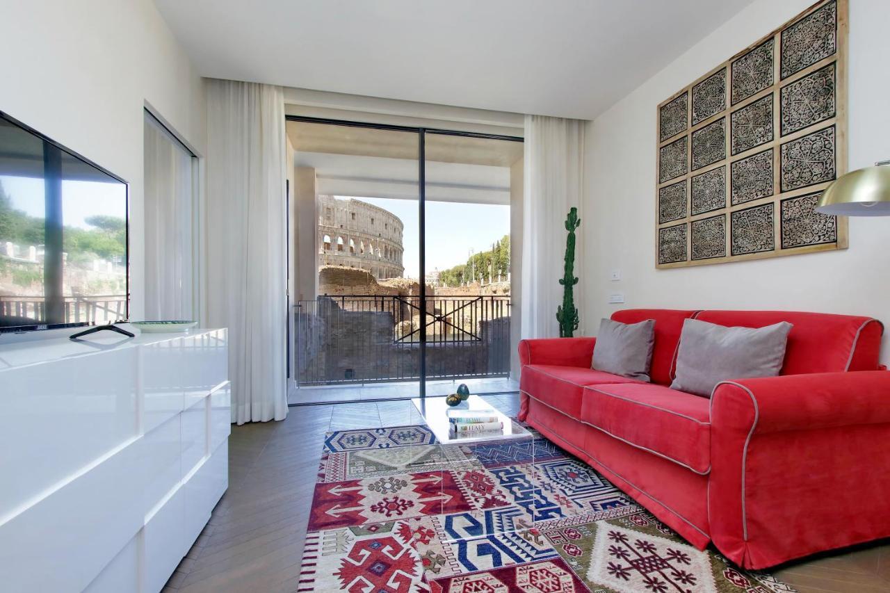 Luxury Domus 1 *