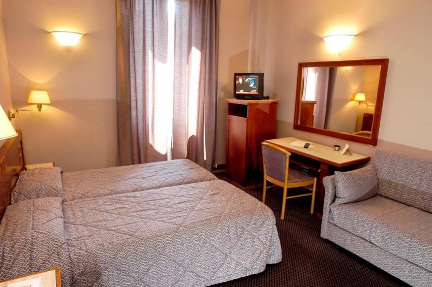 Accademia Hotel 3*