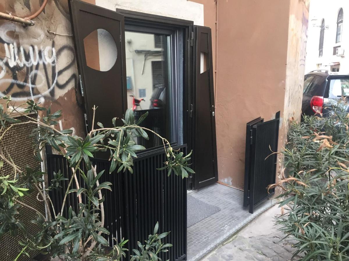The Essential Trastevere Design Roma
