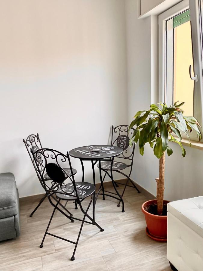 Tres Joli Bed & Breakfast