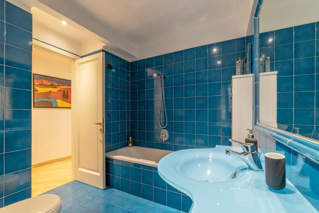 Pantheon View Apartment *