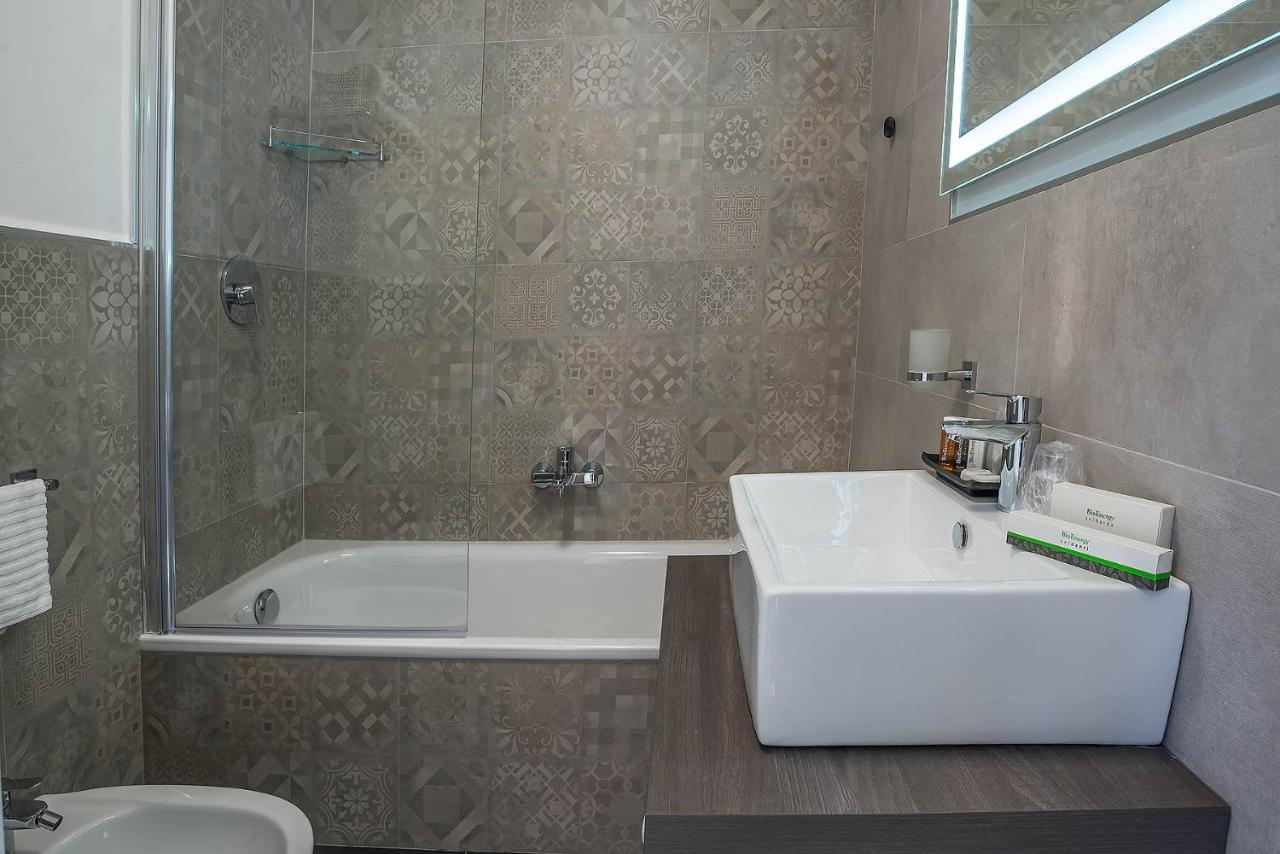 Navona Essence 3* Rome