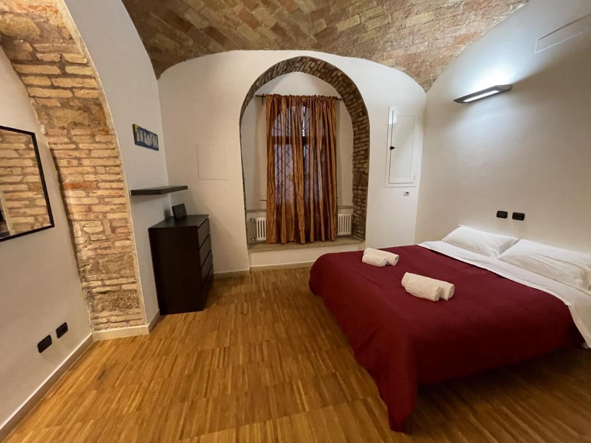 Heart Of San Lorenzo - La Apartment Rome