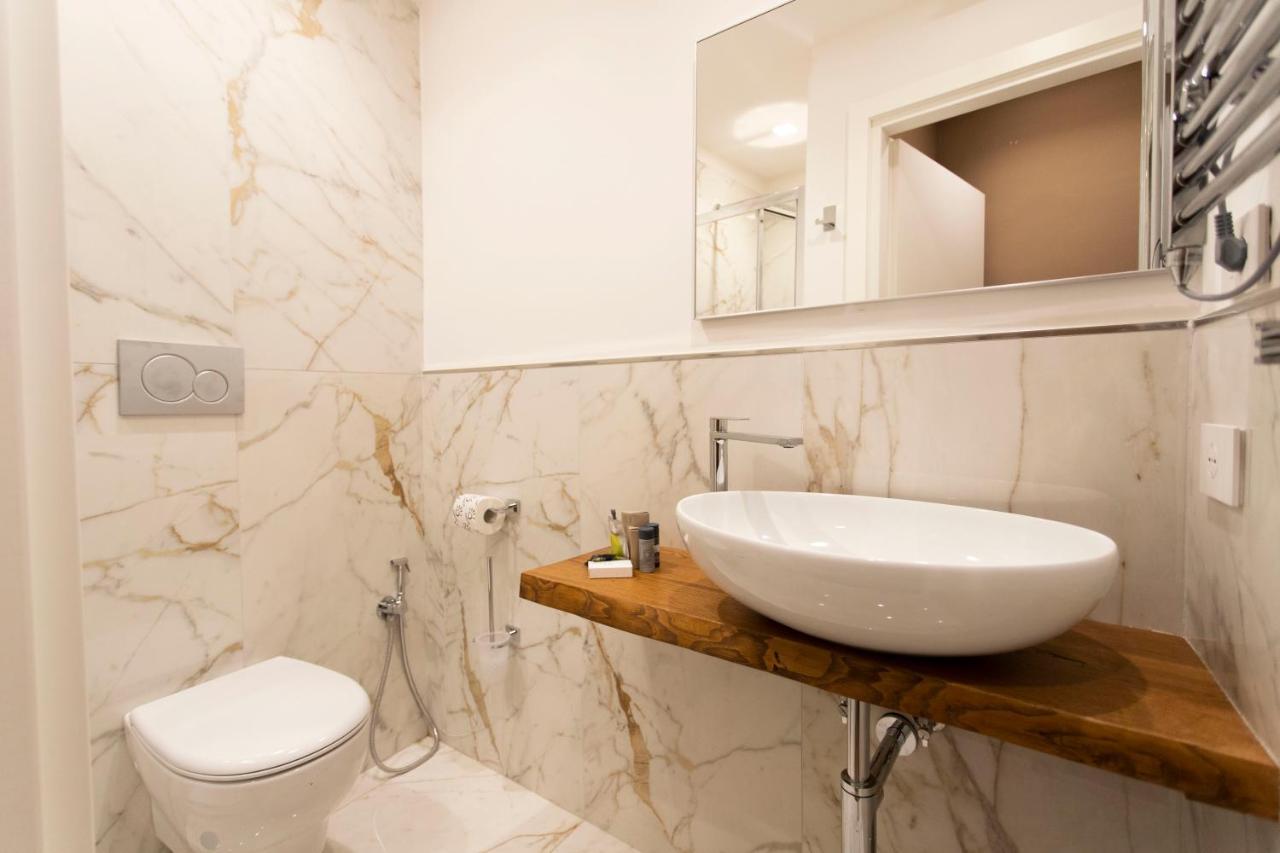 Palazzo Fracassini Guest house Rome