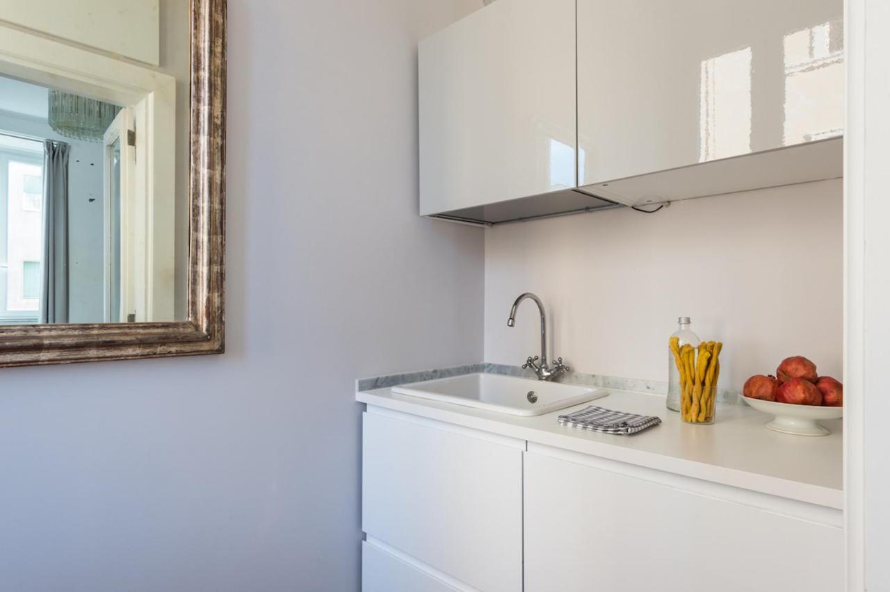Trastevere Glorioso Wood 2 Bedrooms Apartment Rome