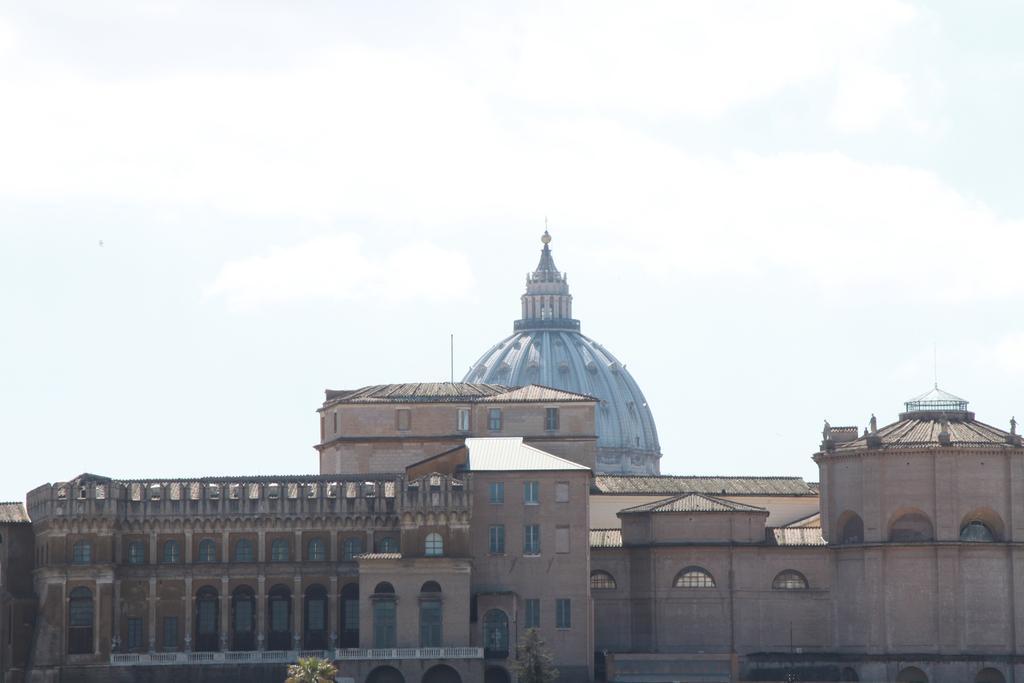 Le Stanze Del Papa