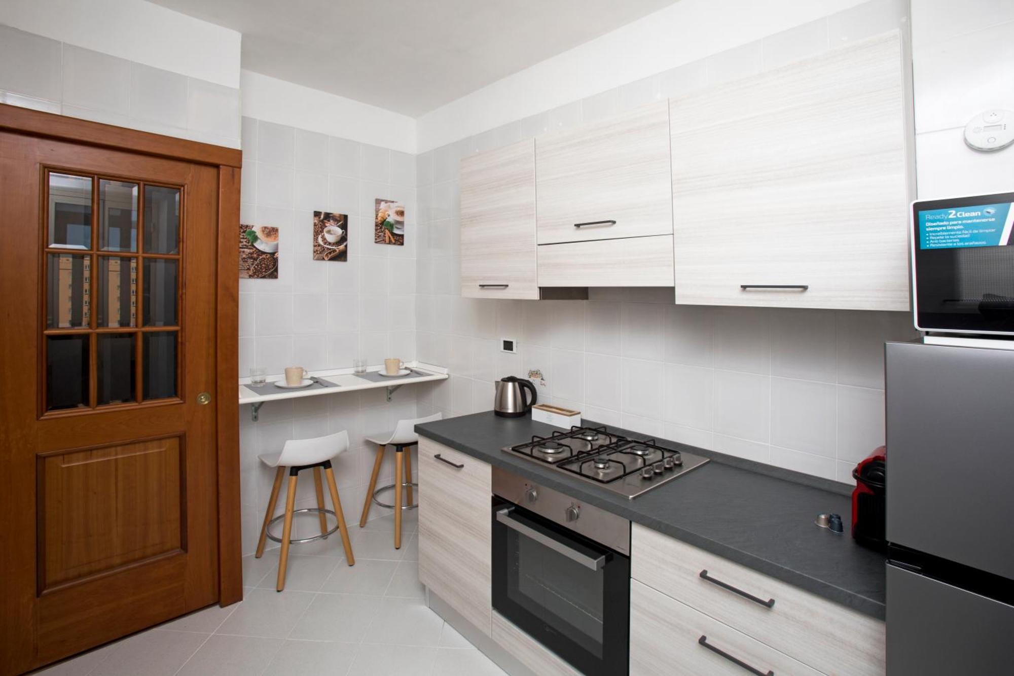 Apartamento Moderno Metro B San Paolo
