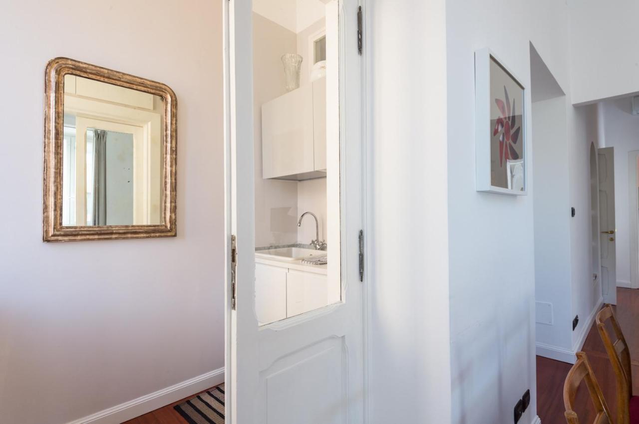 Trastevere Glorioso Wood 2 Bedrooms Apartment