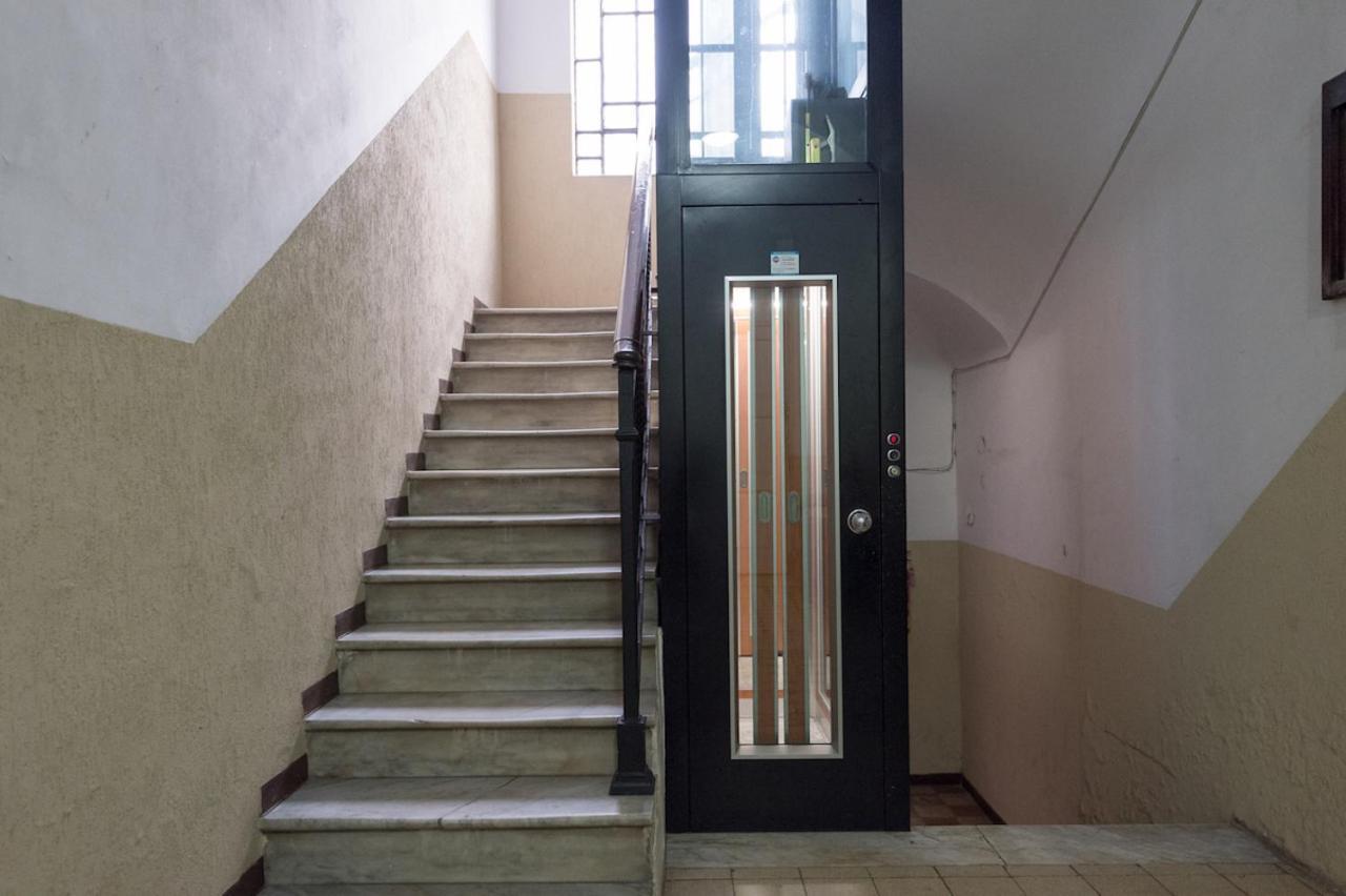 Trastevere Glorioso Wood 2 Bedrooms Rome