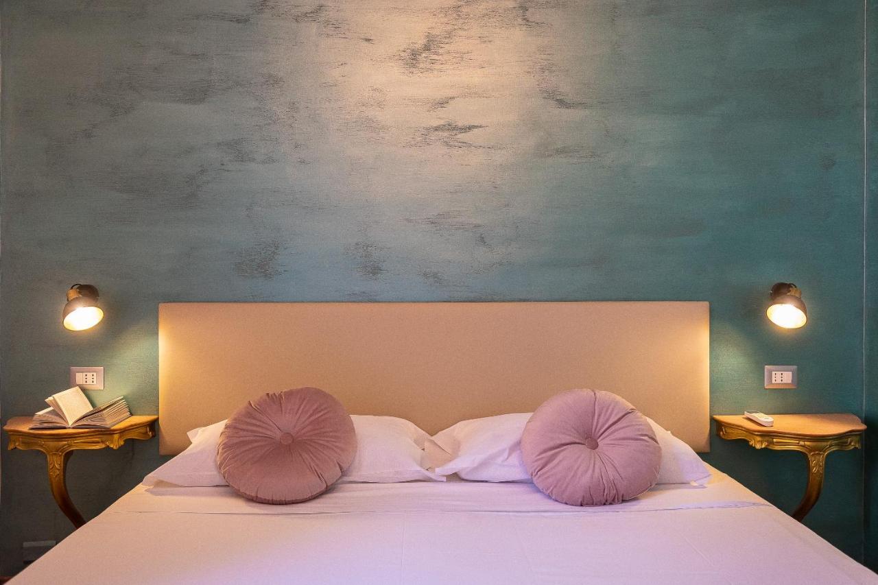 Apartment Lovely New Via Genova Rome