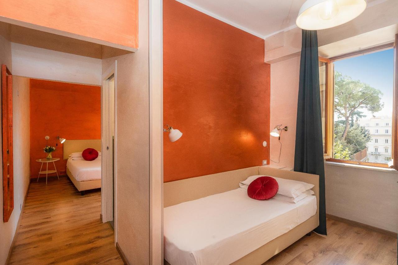Lovely New Via Genova Apartment *