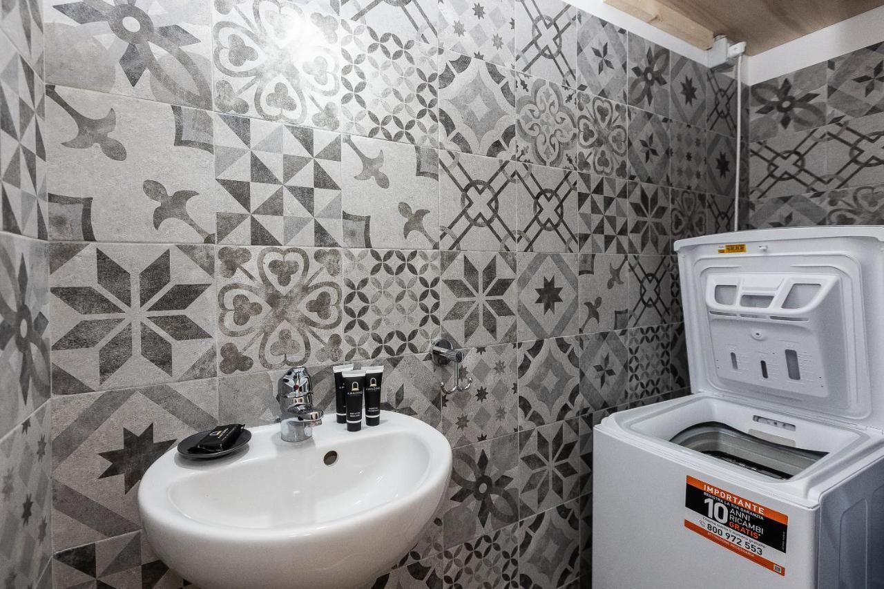 Lovely New Via Genova Apartment Rome