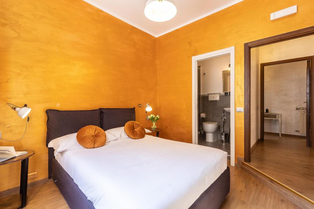Lovely New Via Genova Apartment *
