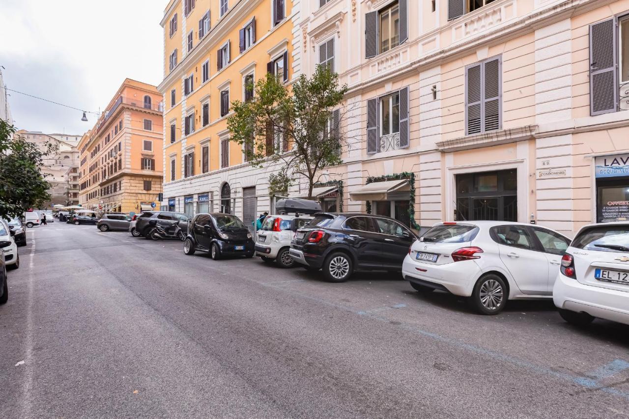 Vatican Santa Maura 49 Apartamento Roma