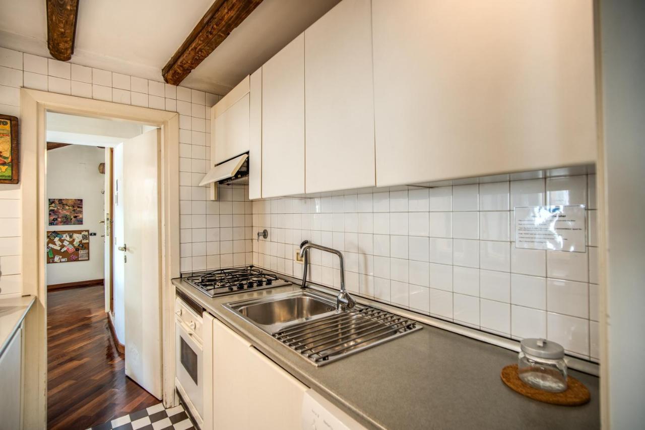 Lovely Attic With Private Terrace By Piazza Navona Appartement Rome