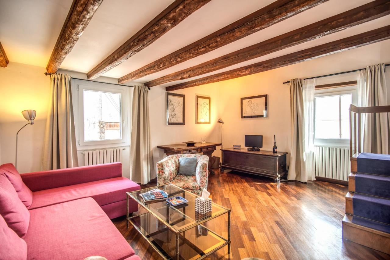 Lovely Attic With Private Terrace By Piazza Navona *