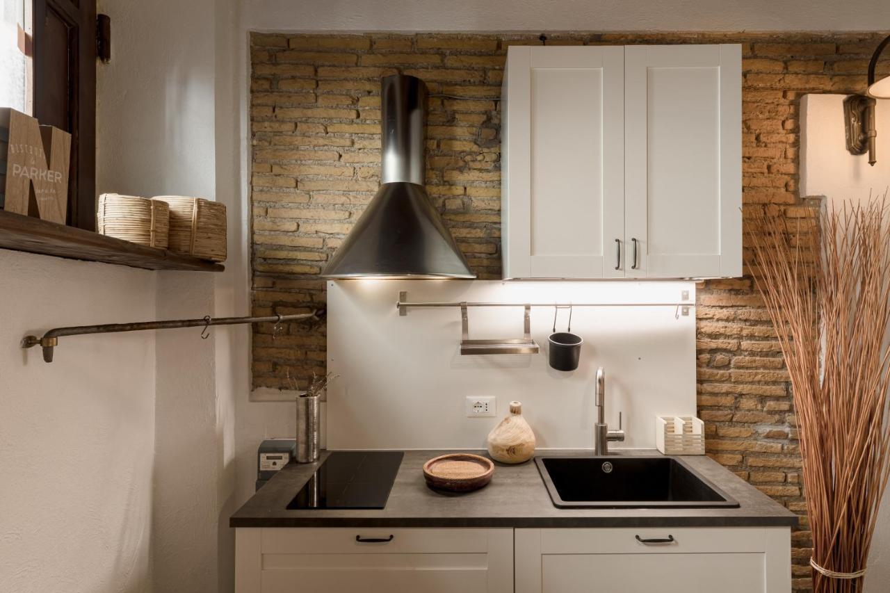 Campo Dei Fiori Luxury Apartment