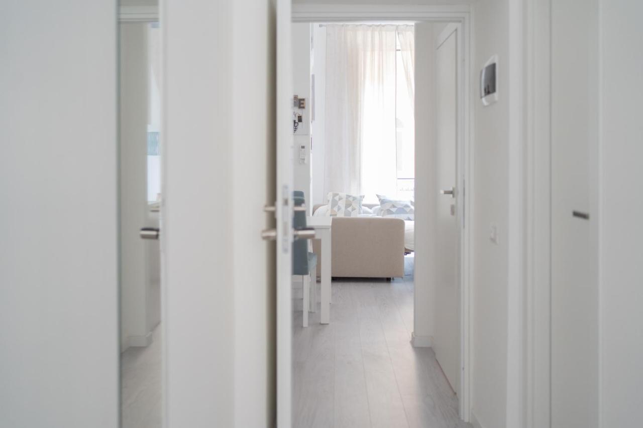 White Gioberti Apartment Rome