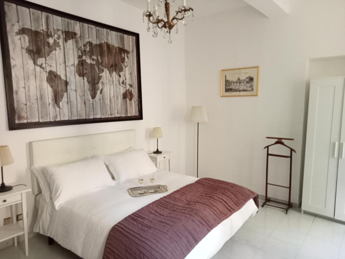 Your Colosseum Apartment *