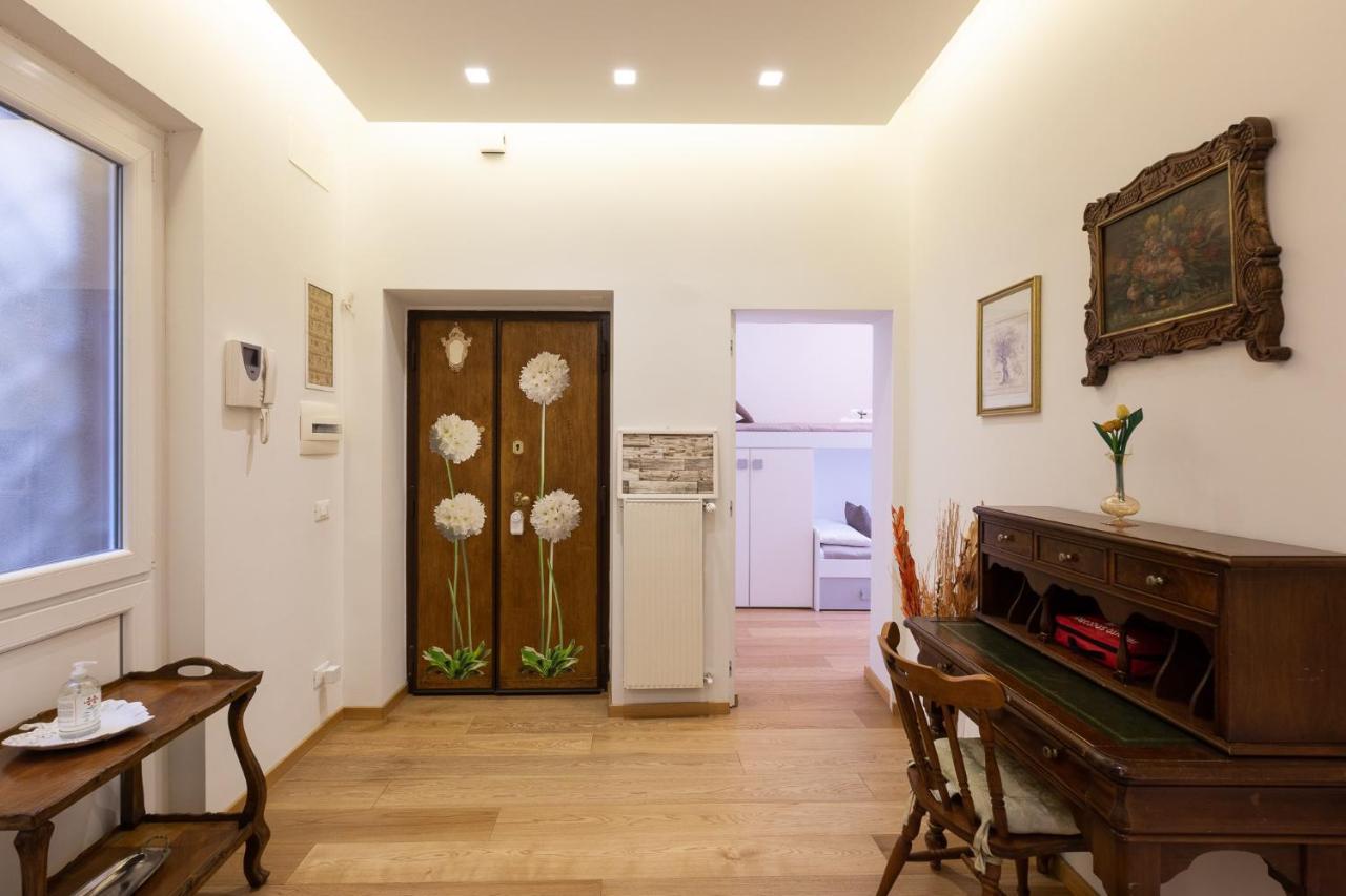 Appartement Trevi House *