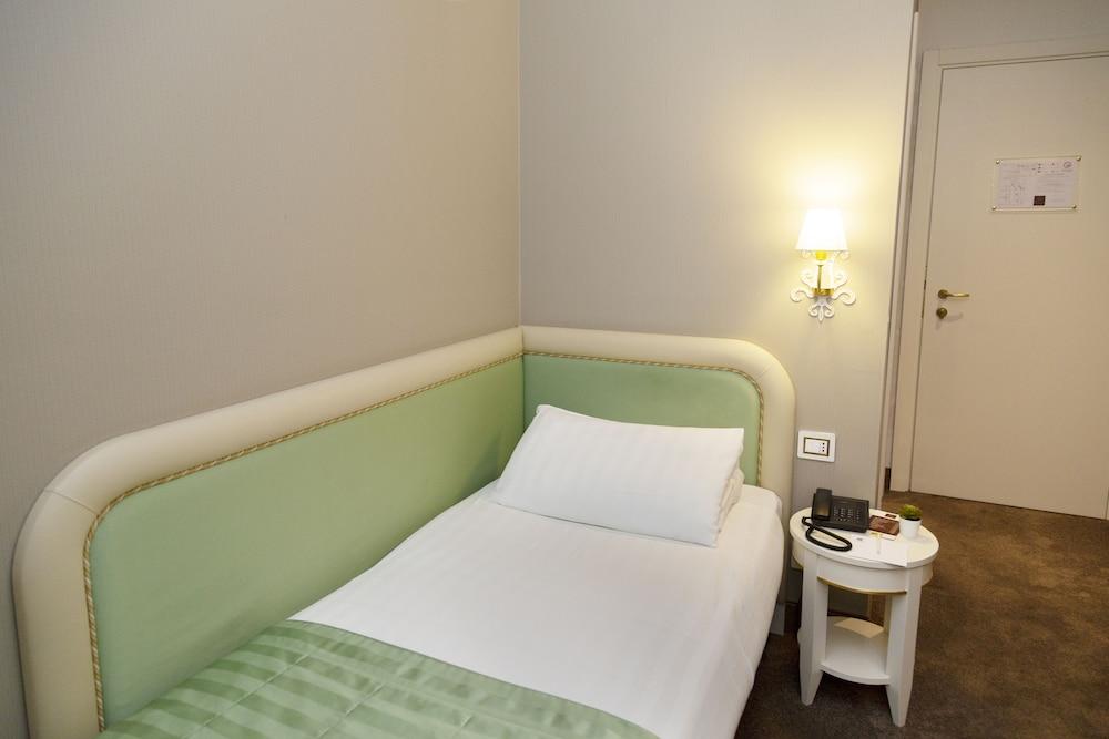Ih Dei Borgia 4*